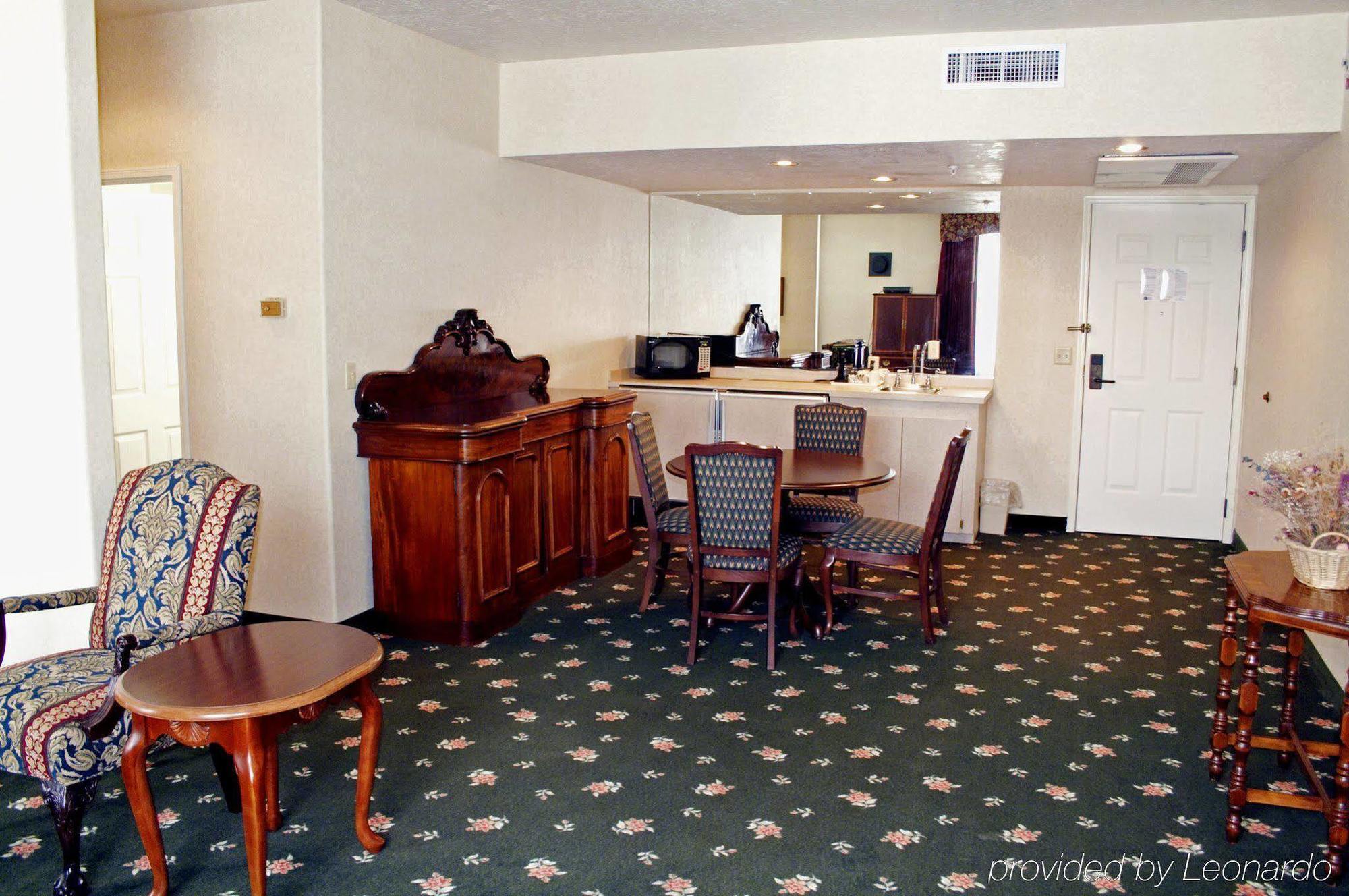 Surestay Hotel By Best Western Eureka Ruang foto